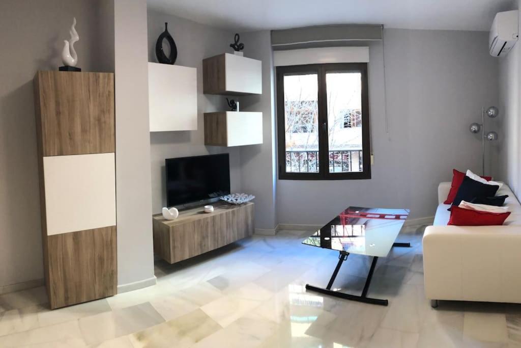 Apartamento Junto A Catedral Apartment Granada Exterior photo