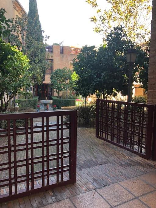 Apartamento Junto A Catedral Apartment Granada Exterior photo